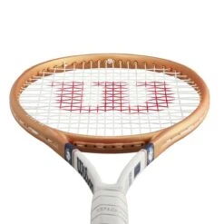Wilson Blade 98 16x19 V7 Roland Garros -YONEX Store WR068611U 3 Blade 98 16x19 Roland Garros OR BU GY.png.cq5dam.web .1200.1200