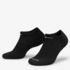 Nike Everyday Plus Cushioned Low-Cut Socks (Black) -YONEX Store everyday plus cushion training no show socks 3 pairs N5qMRp